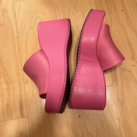 Pink wedge - Picture 4 of 9